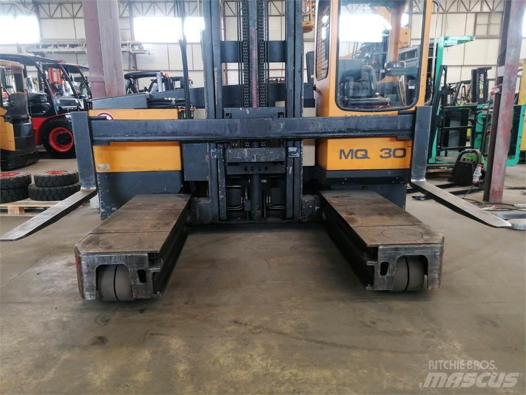 Hubtex MQ30 Side Loaders