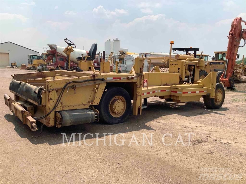 Blaw-Knox RW195 Asphalt pavers