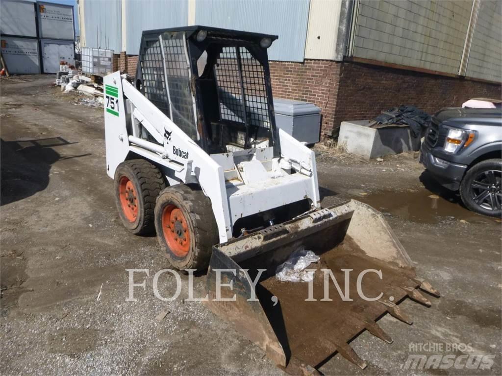 Bobcat 743B Skid Steer Loaders