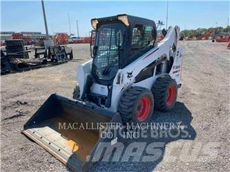 Bobcat S590 Skid Steer Loaders