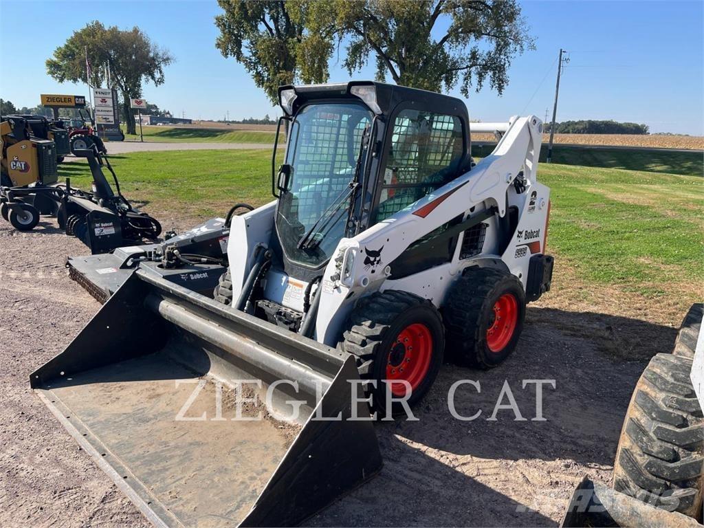 Bobcat S595 Skid Steer Loaders