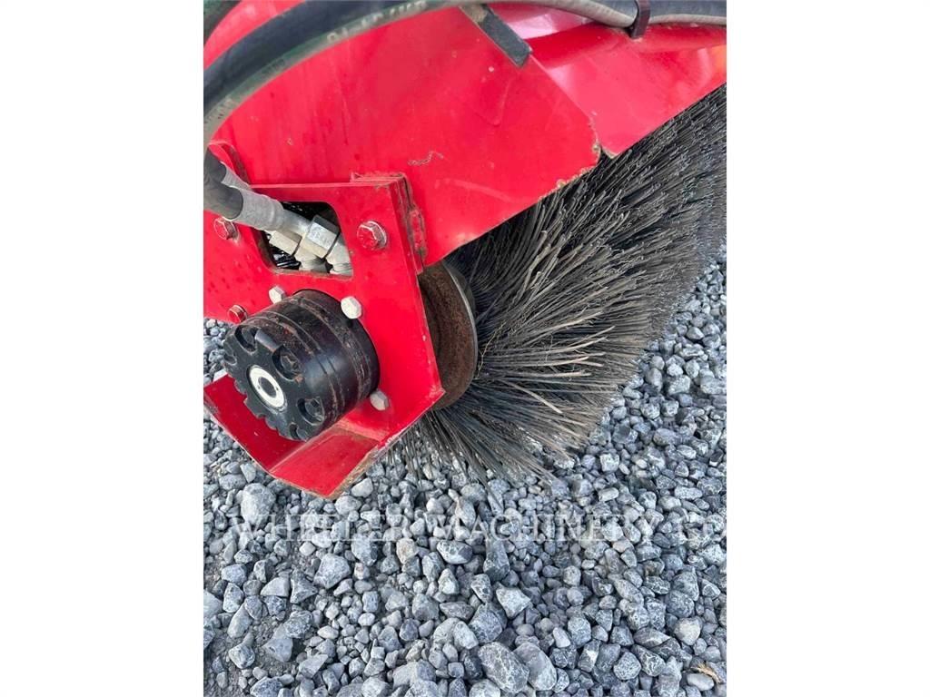 Broce BROOM 3 Sweepers