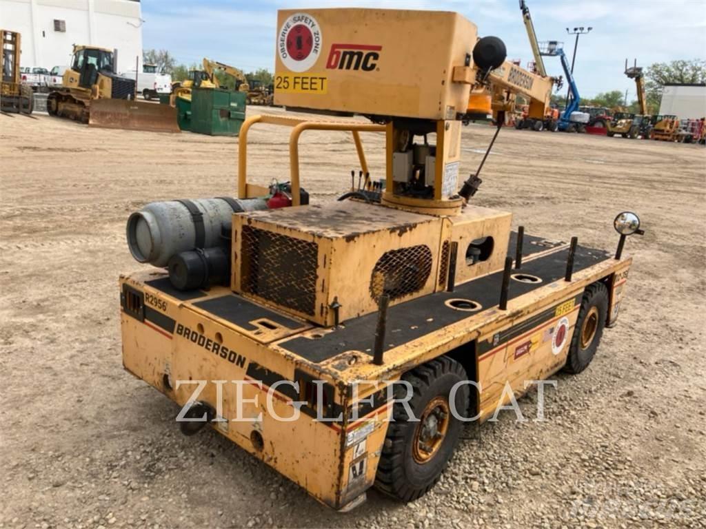 Broderson IC352F Mobile and all terrain cranes