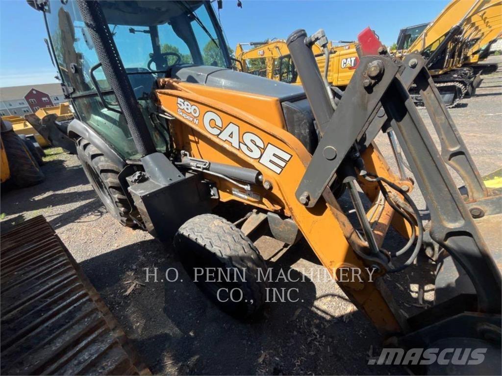 CASE 580 SUPER Backhoe Loaders
