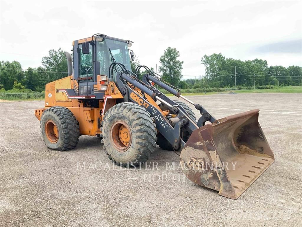 CASE 621 Wheel Loaders