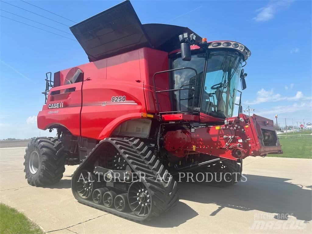 Case IH 8250 Combine Harvesters