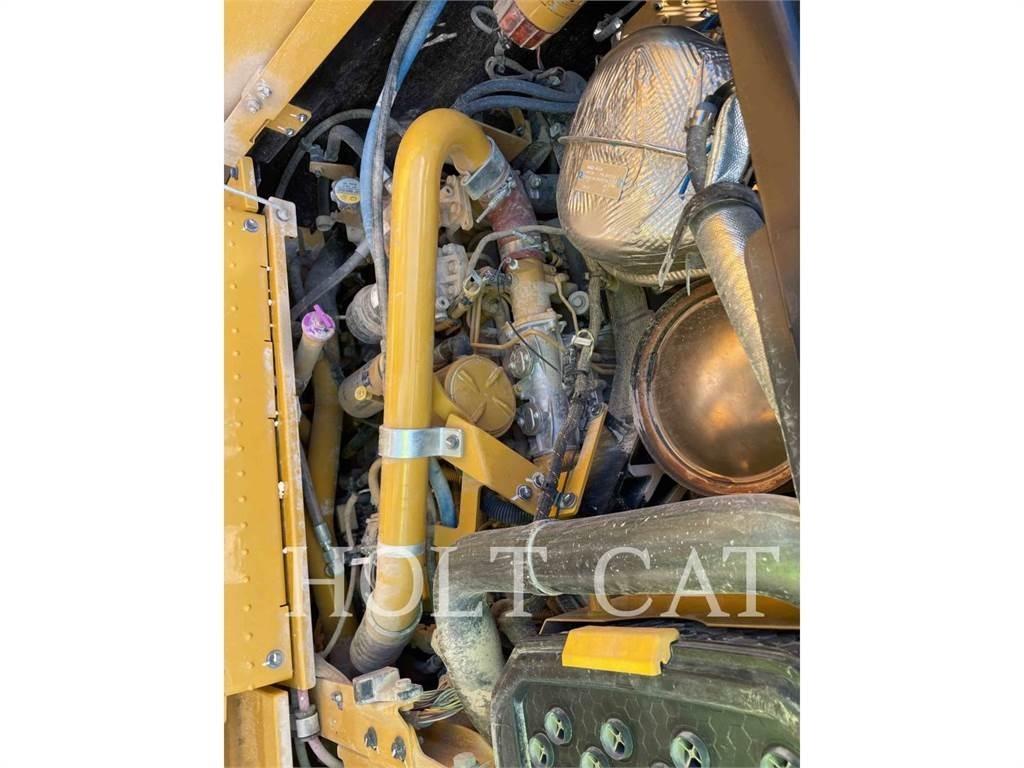 CAT 120 JOY Motor Graders