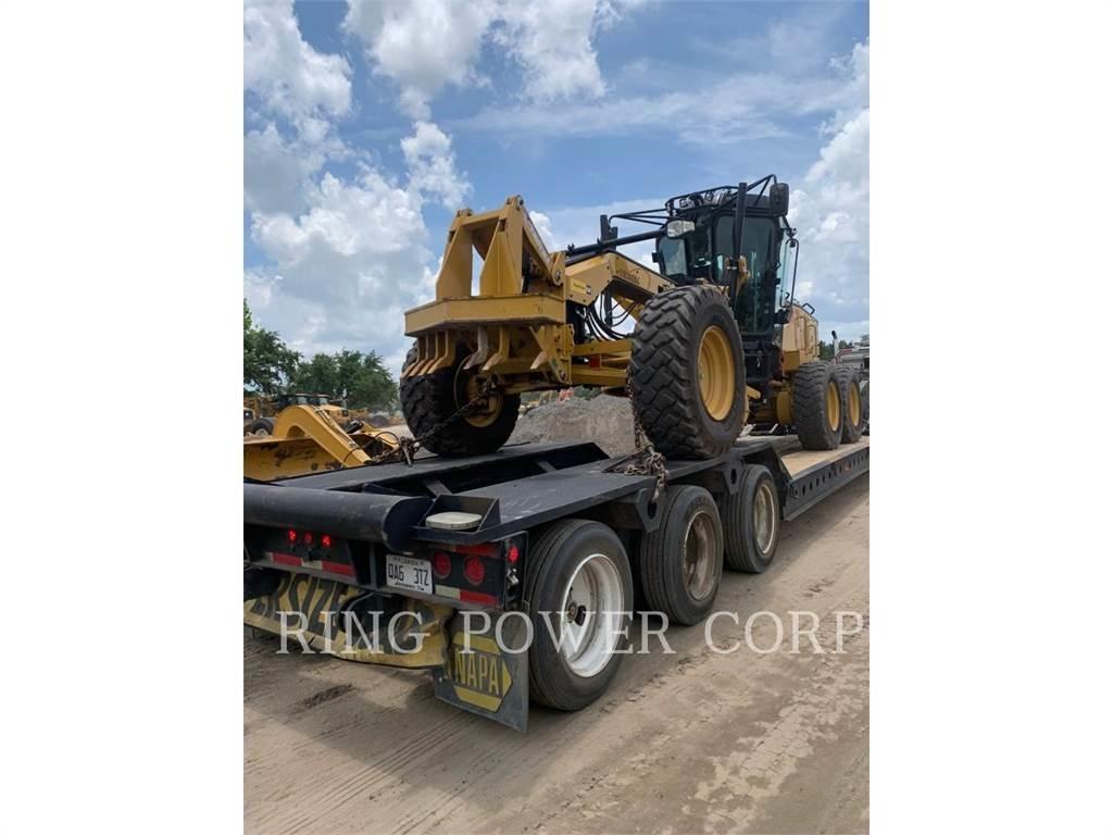 CAT 120 JOY Motor Graders