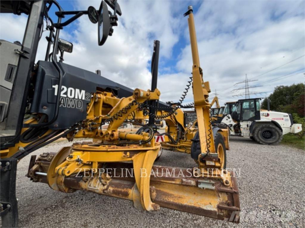 CAT 120M Motor Graders