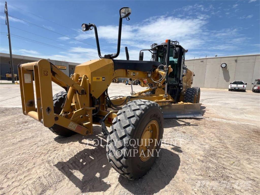 CAT 120M2AW Motor Graders