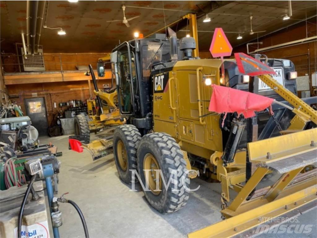 CAT 12M2 Motor Graders
