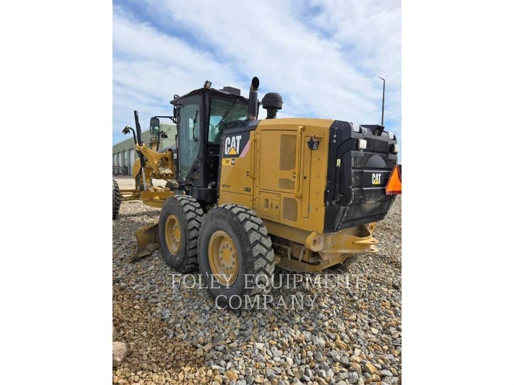 CAT 12M2 Motor Graders
