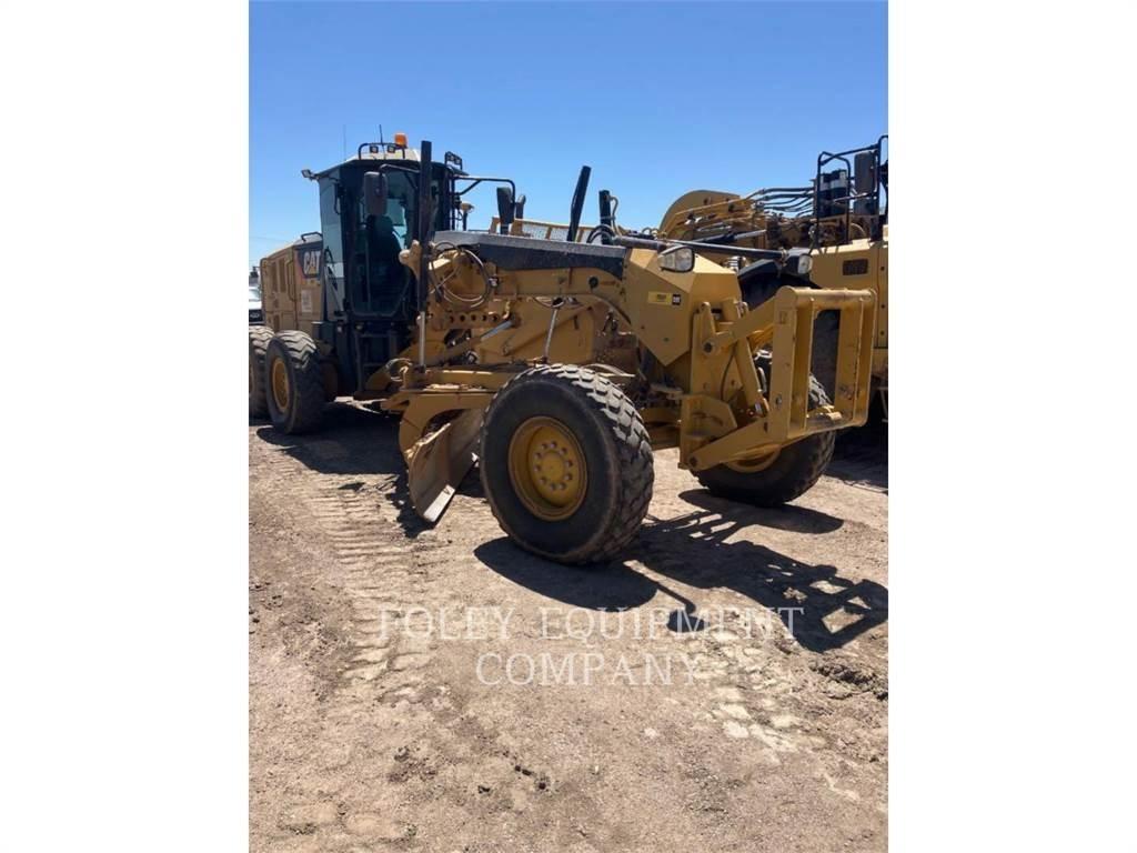 CAT 12M2 Motor Graders