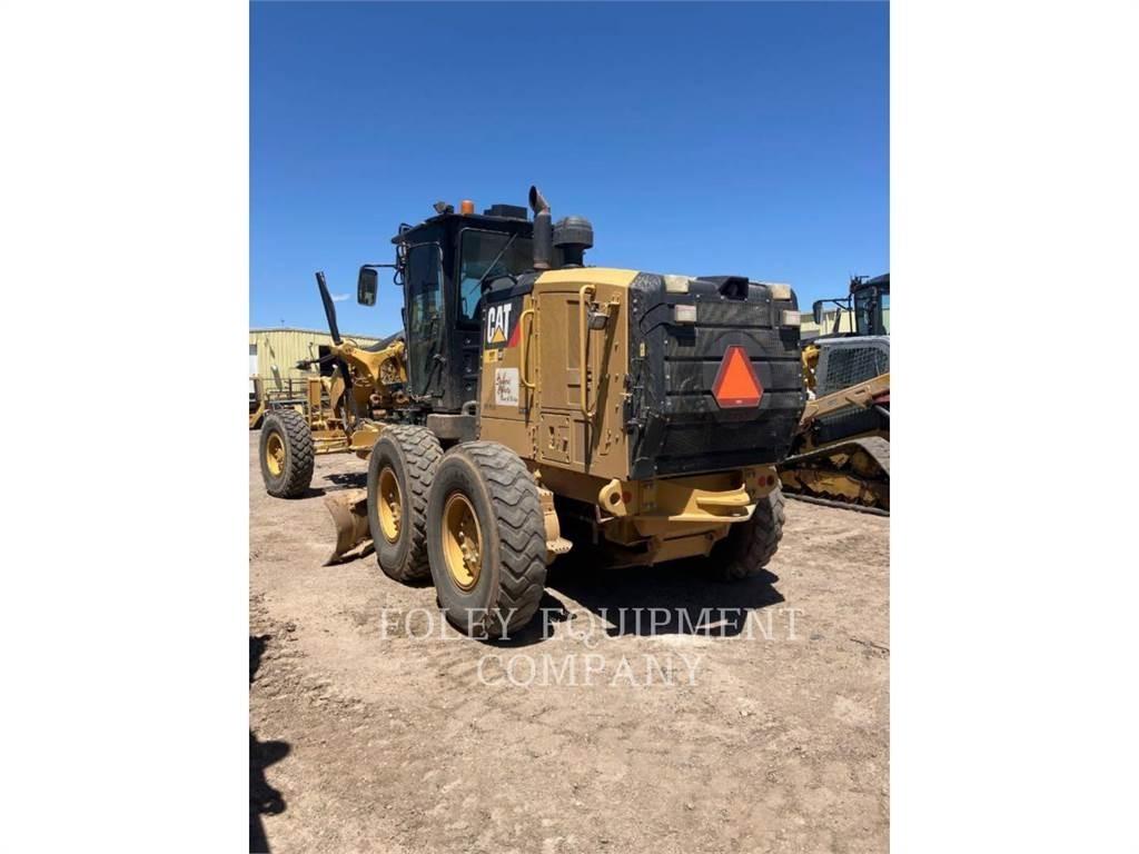 CAT 12M2 Motor Graders