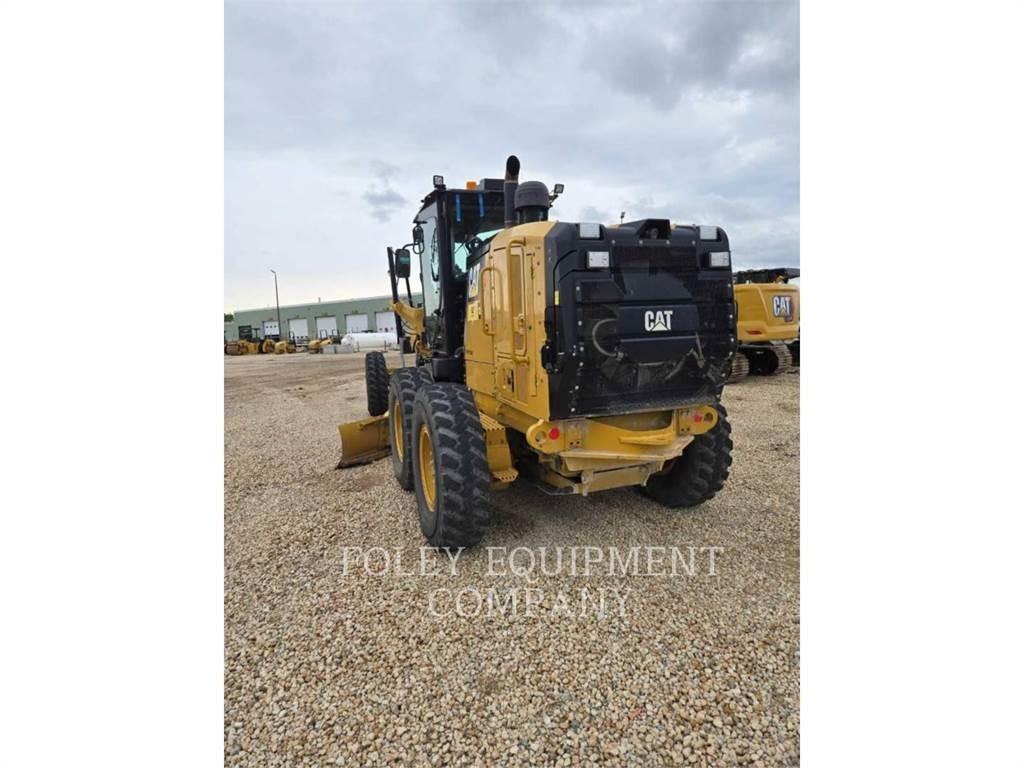 CAT 12M2 Motor Graders