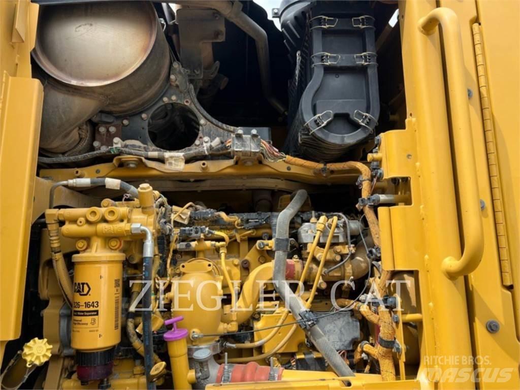 CAT 12M2AWD Motor Graders