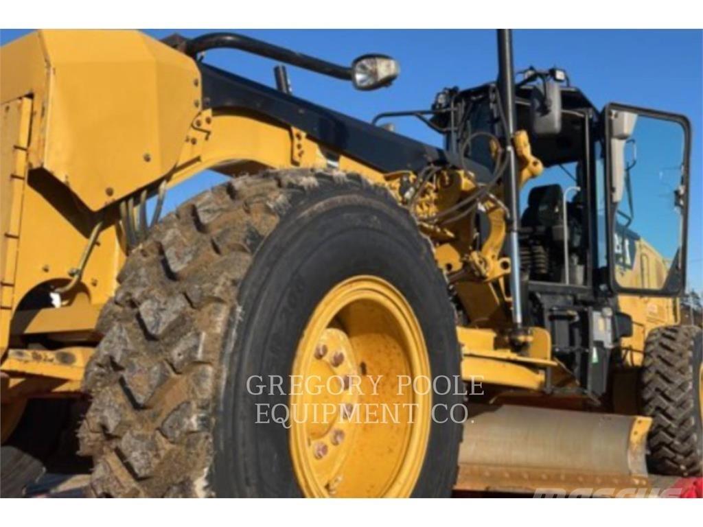 CAT 12M3 Motor Graders