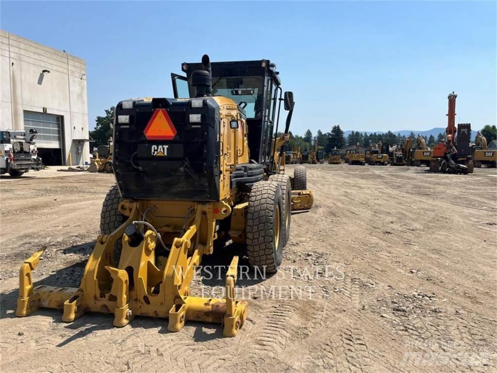 CAT 140 Motor Graders