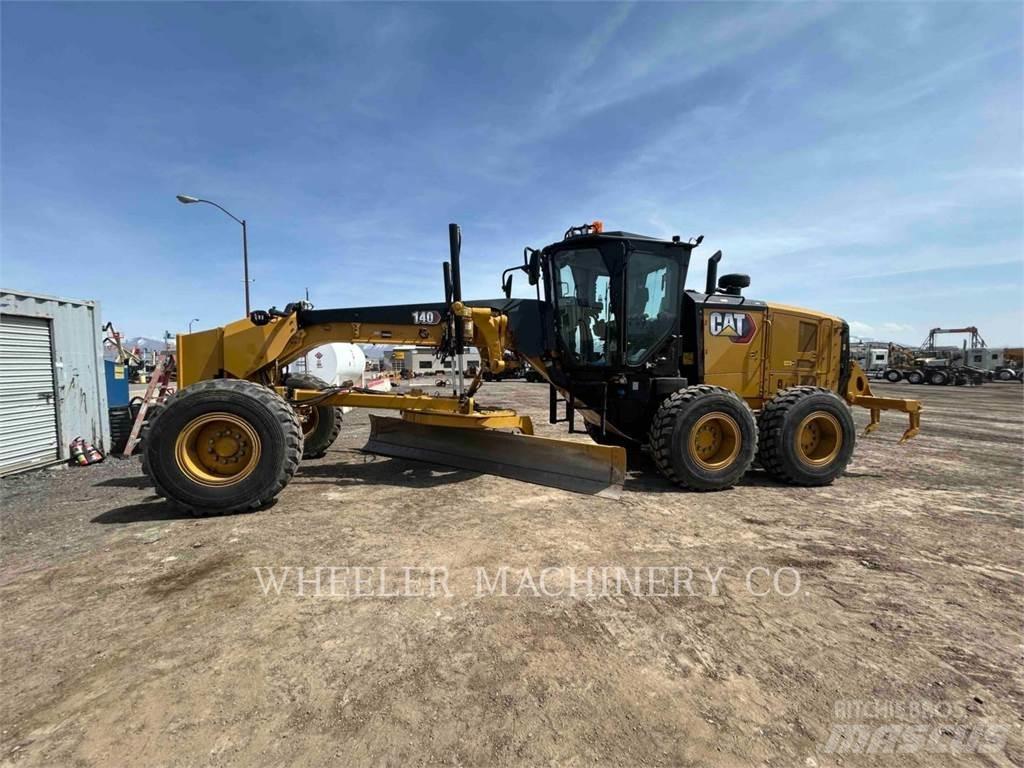 CAT 140 Motor Graders