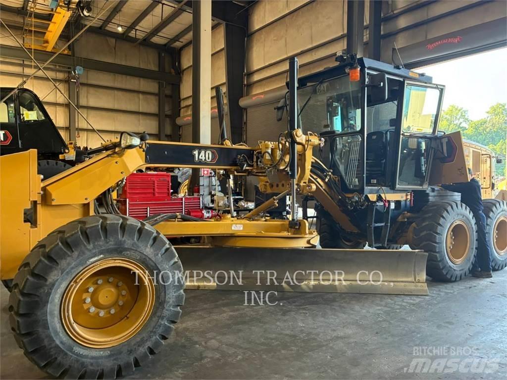 CAT 140 Motor Graders