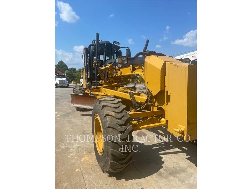 CAT 140 Motor Graders