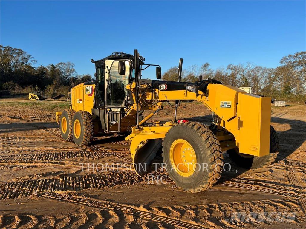 CAT 140 Motor Graders