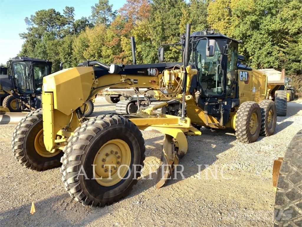 CAT 140 Motor Graders