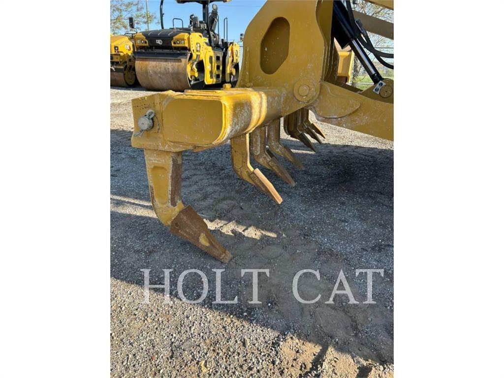 CAT 140 AWD Motor Graders
