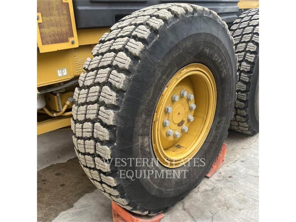 CAT 140 AWD Motor Graders