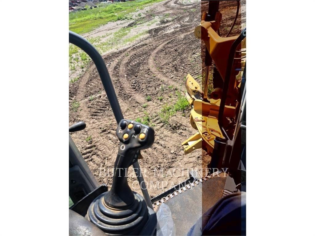 CAT 140M Motor Graders