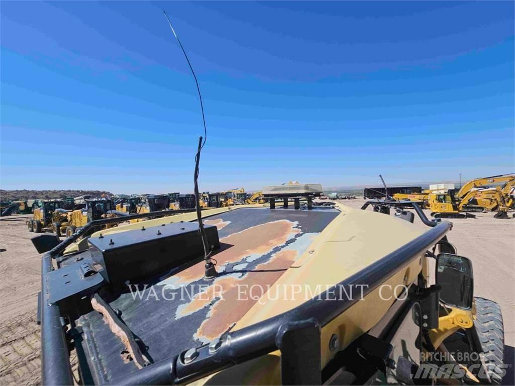 CAT 140M Motor Graders