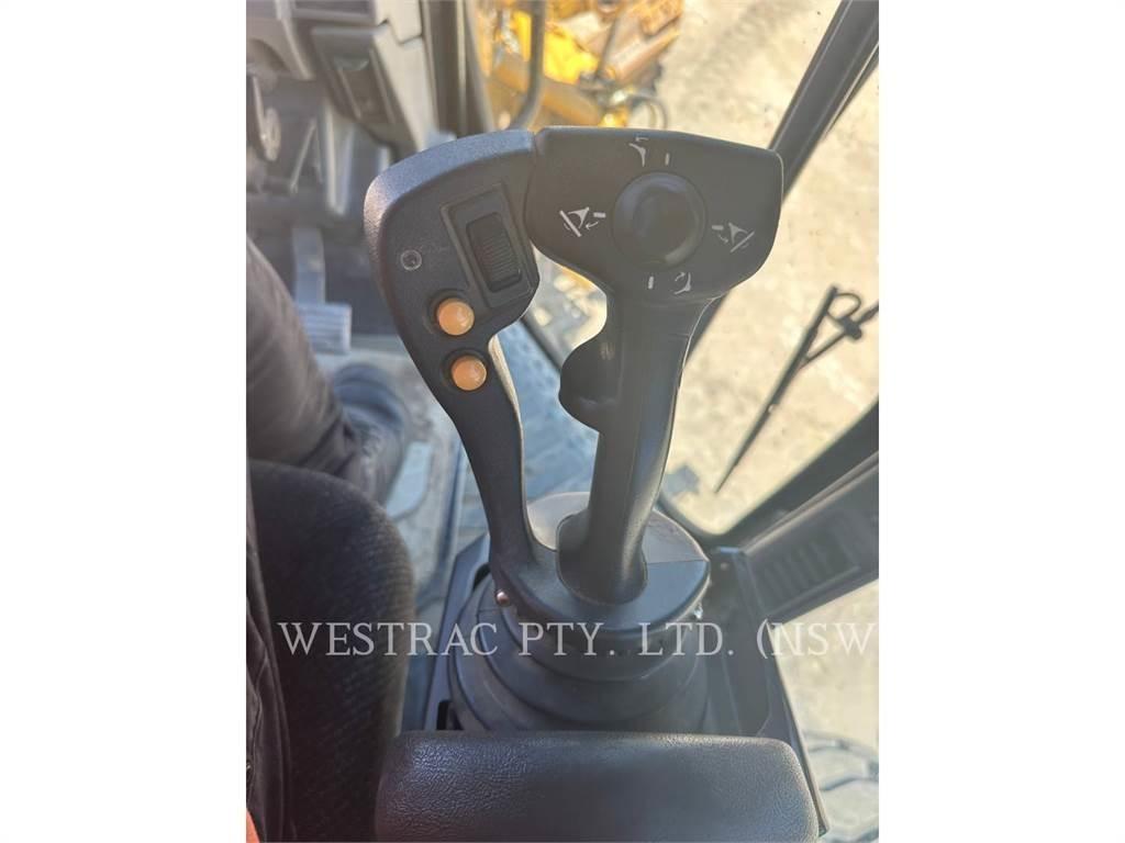 CAT 140M Motor Graders