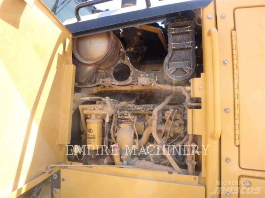 CAT 140M2 Motor Graders