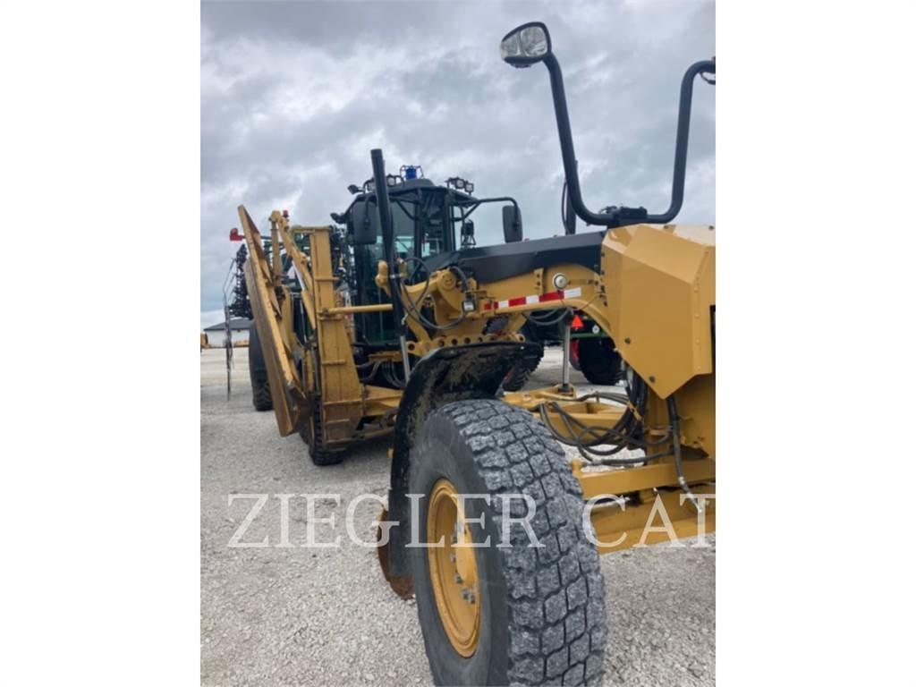 CAT 140M2 Motor Graders
