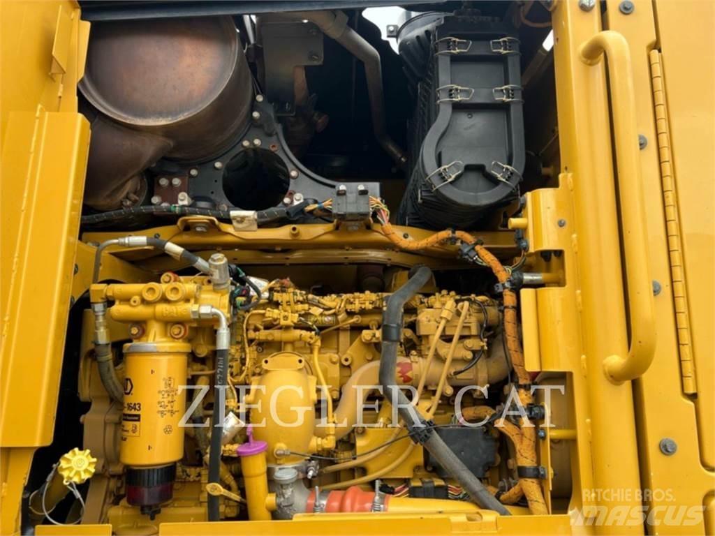 CAT 140M2 Motor Graders