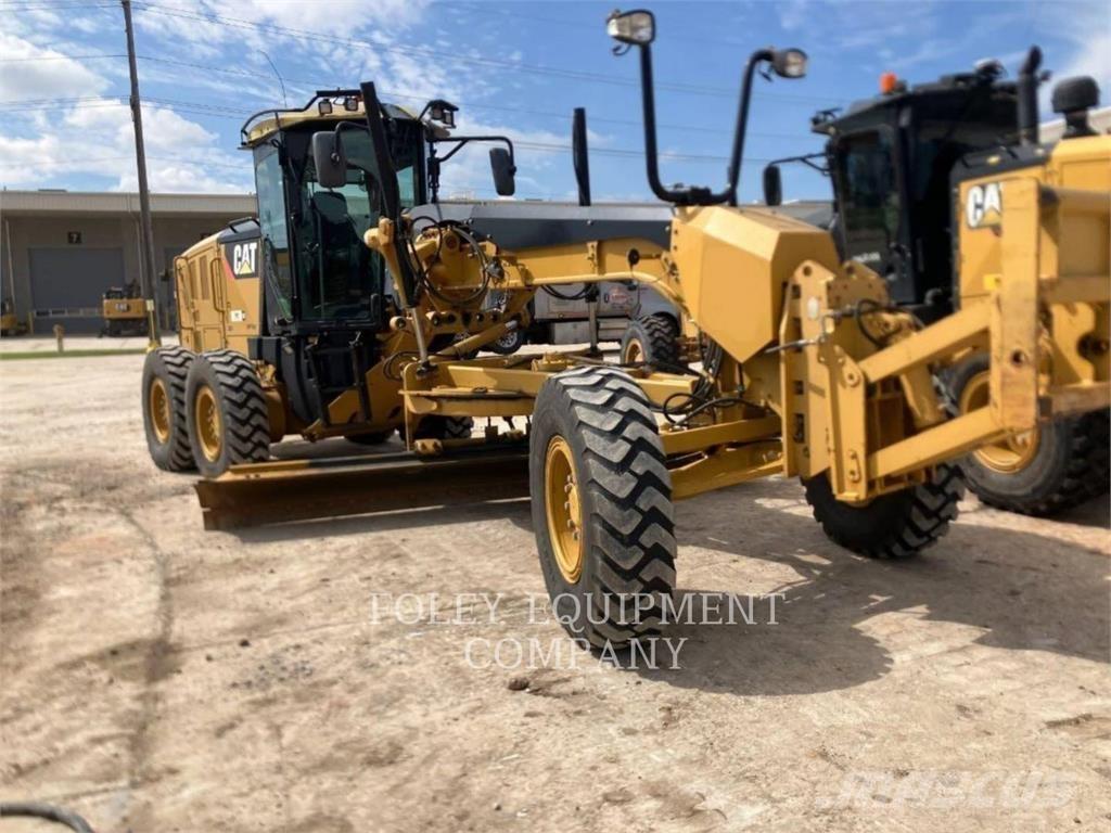 CAT 140M2 Motor Graders