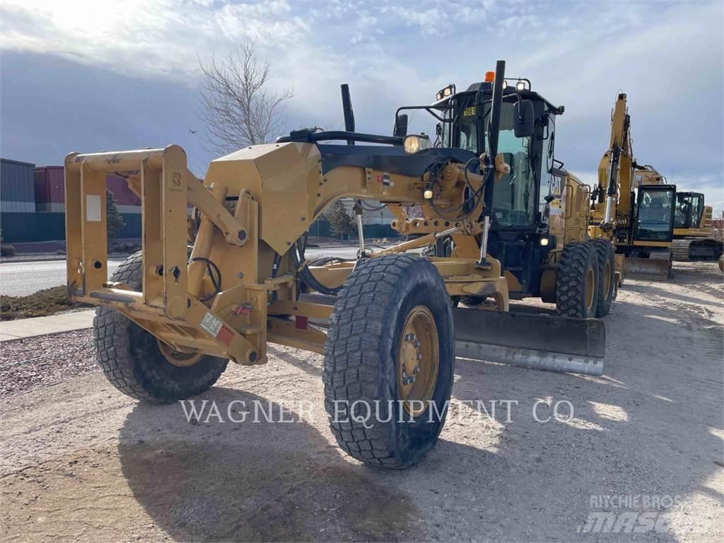CAT 140M2 Motor Graders