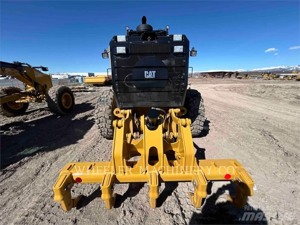 CAT 150 15 Motor Graders
