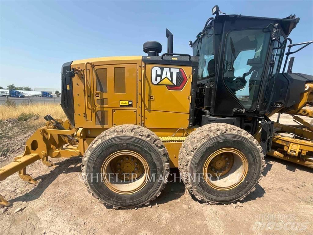 CAT 150 15 Motor Graders