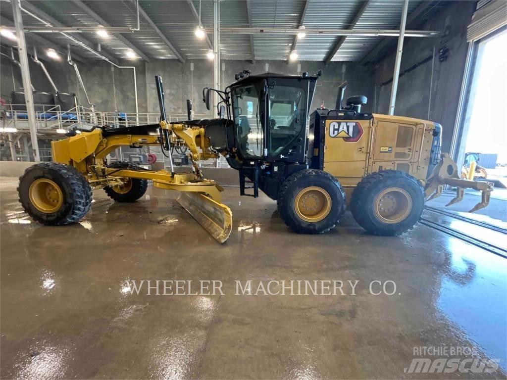 CAT 150 15 Motor Graders