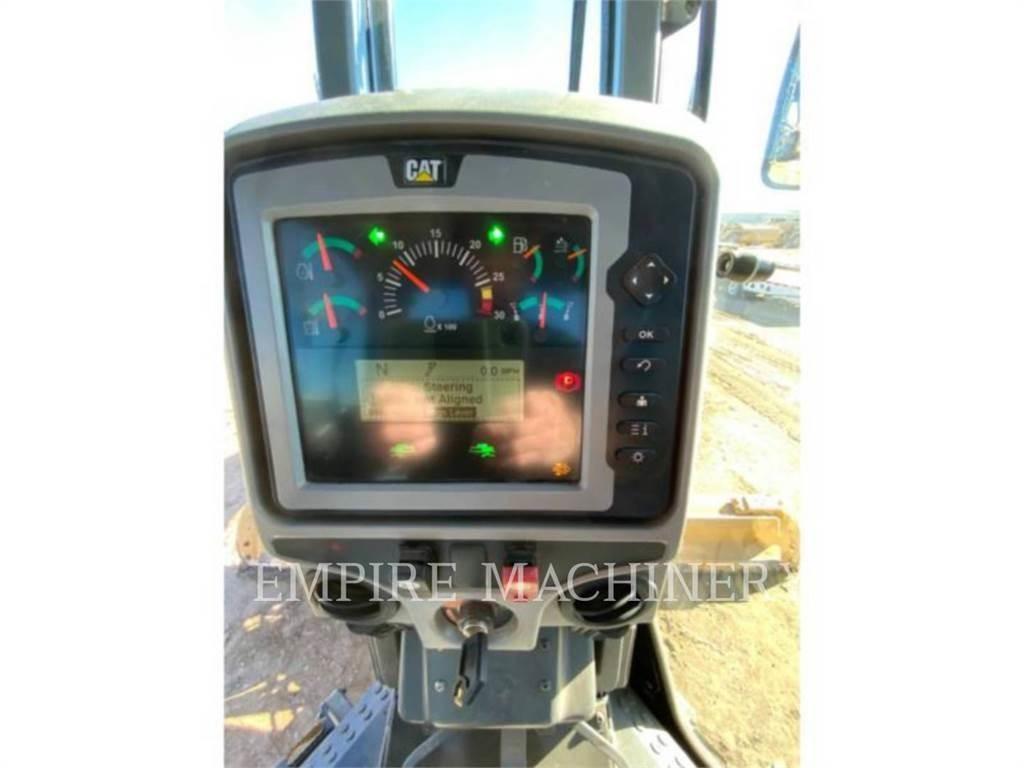 CAT 150-15 Motor Graders