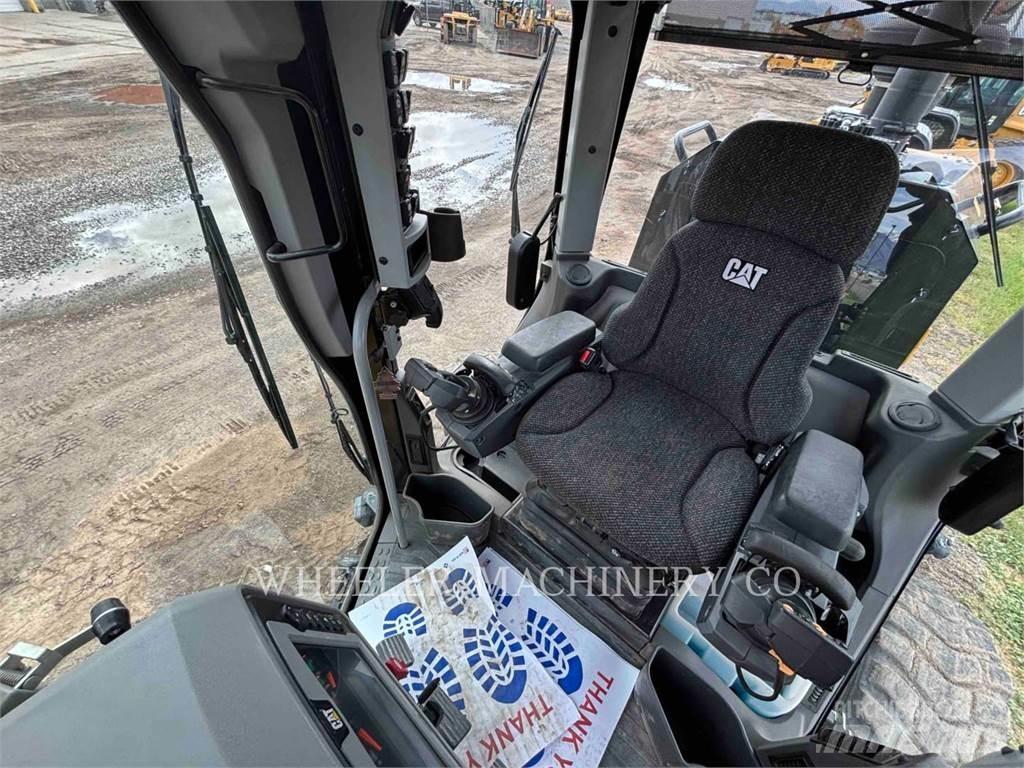 CAT 150 15 Motor Graders