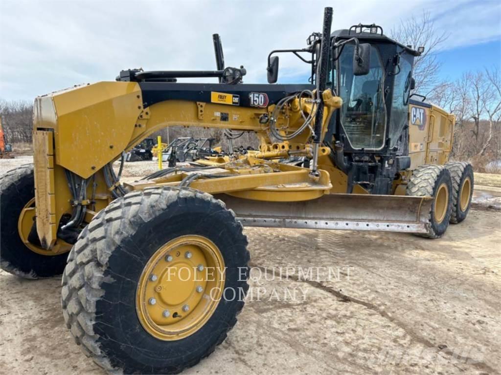 CAT 150-15AW Motor Graders