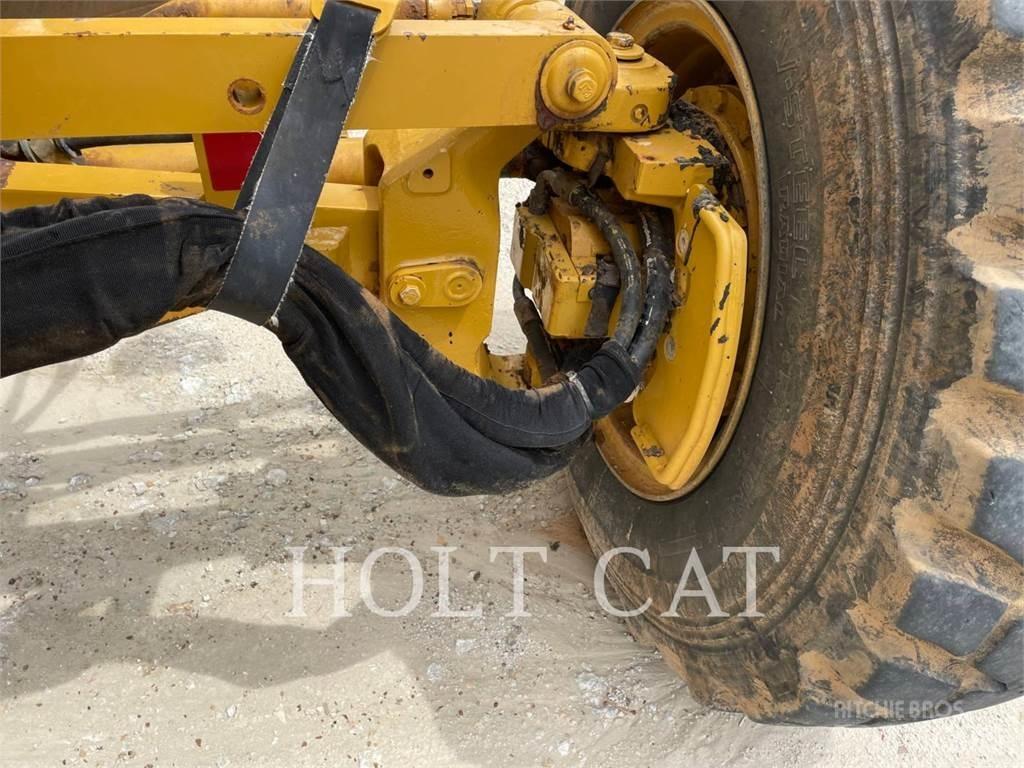 CAT 150-15AWD Motor Graders