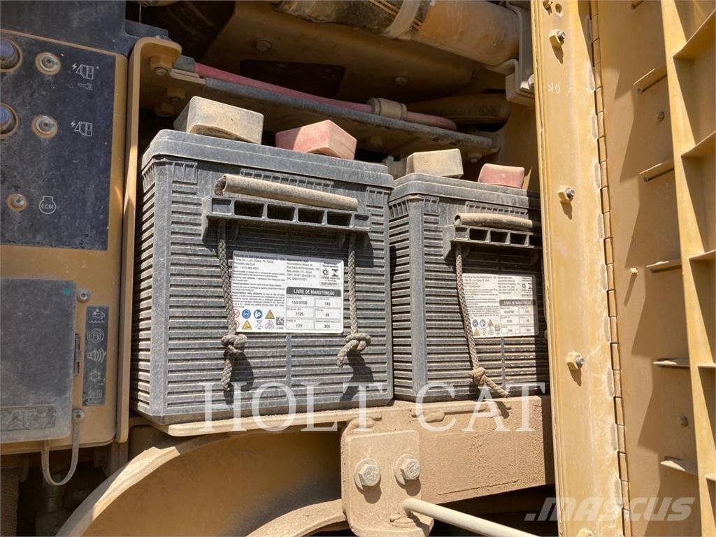 CAT 150-15AWD Motor Graders