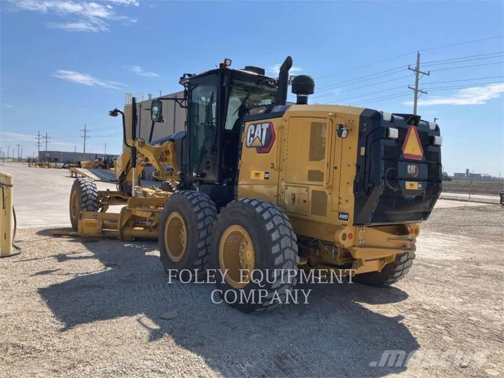 CAT 150-15AWI Motor Graders