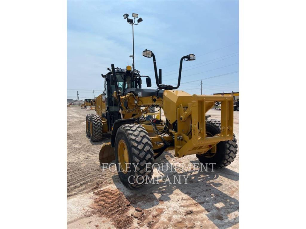 CAT 150-15AWI Motor Graders