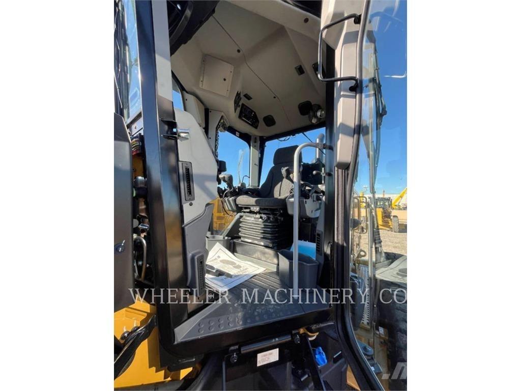 CAT 150 AWD Motor Graders