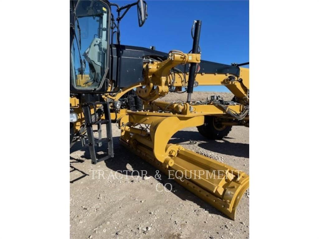 CAT 16 Motor Graders