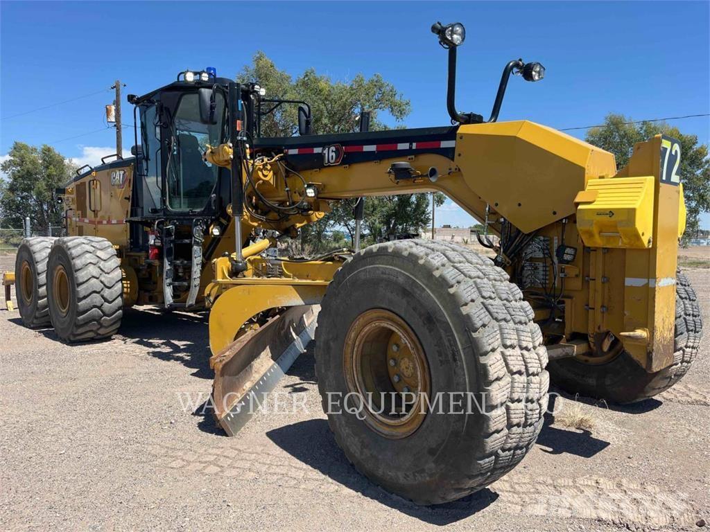 CAT 16 Motor Graders